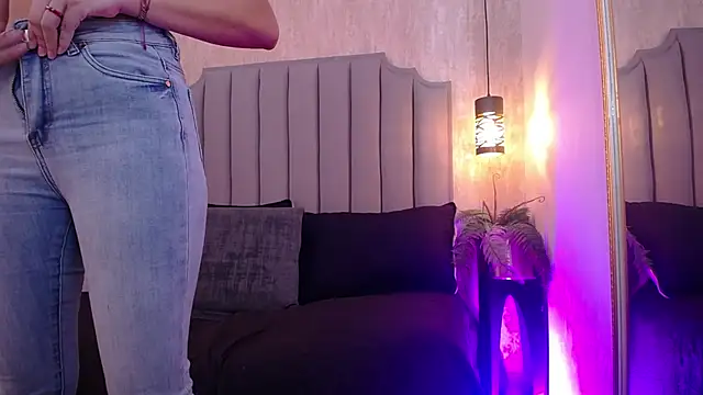 Alahia Baiter online show from 02/22/25, 05:46