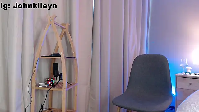jonhklleyn online show from 05/18/26, 07:40