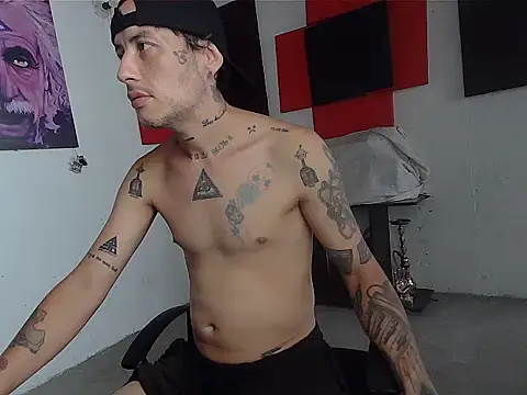 Snapshot of patrik_tattoo_ chatting on 05/28/26, 04:46 patrik tattoo online show from 05/28/26, 04:46