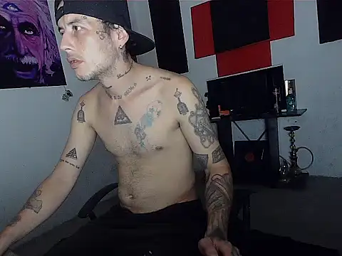 Snapshot of patrik_tattoo_ chatting on 04/23/26, 04:41 patrik tattoo online show from 04/23/26, 04:41