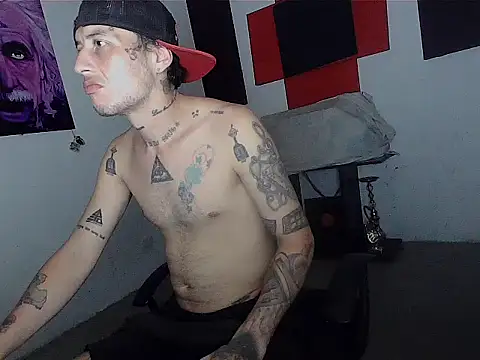 Snapshot of patrik_tattoo_ chatting on 05/22/26, 04:54 patrik tattoo online show from 05/22/26, 04:54