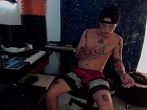 Snapshot of patrik_tattoo_ chatting on 02/21/25, 10:15 patrik tattoo online show from 02/21/25, 10:15