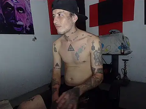 Snapshot of patrik_tattoo_ chatting on 05/07/26, 05:11 patrik tattoo online show from 05/07/26, 05:11