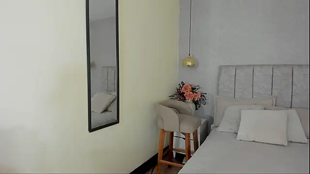 tutu milf online show from 06/29/26, 07:13