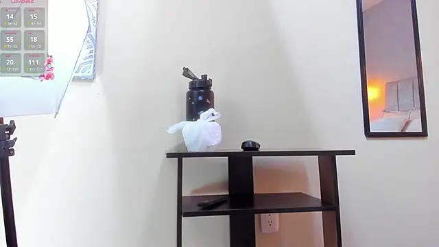 tutu milf online show from 10/03/25, 07:04