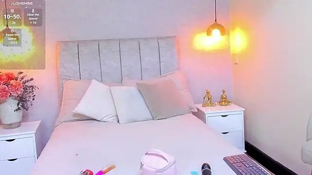 tutu milf online show from 10/29/25, 07:13