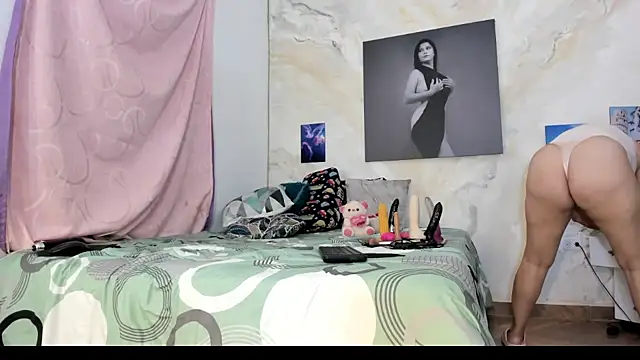 alinabozz1 online show from 02/21/26, 03:41