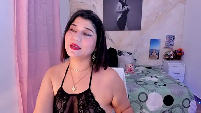 alinabozz1 online show from 12/14/25, 01:45