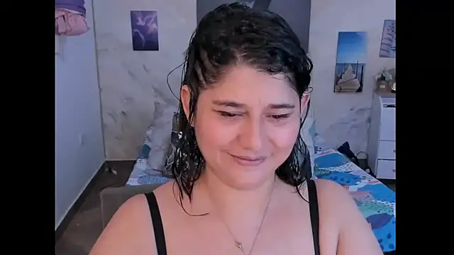 alinabozz1 online show from 05/08/26, 12:36