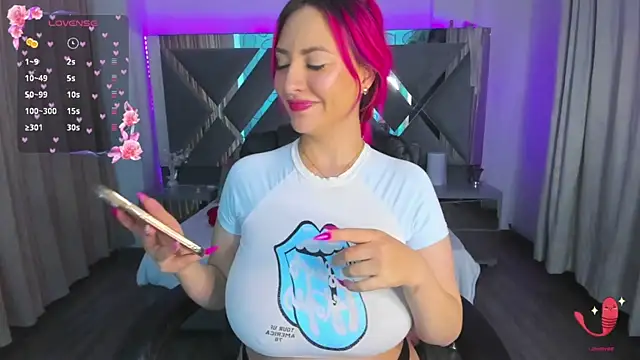 Snapshot of Malala_18 chatting on 01/07/26, 03:33 Malala 18 online show from 01/07/26, 03:33