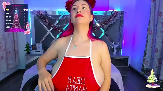 Snapshot of Malala_18 chatting on 12/18/24, 02:10 Malala 18 online show from 12/18/24, 02:10