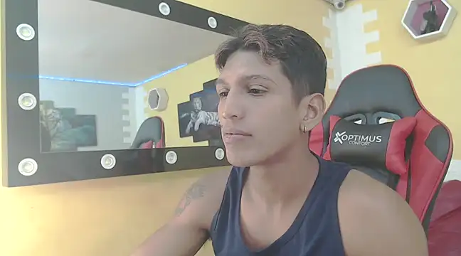 mau elixxx online show from 01/13/25, 01:56