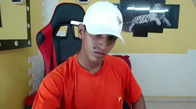 mau elixxx online show from 01/11/25, 03:13