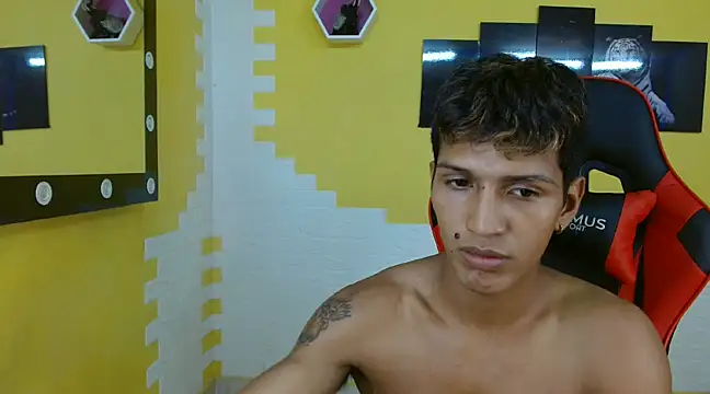 mau elixxx online show from 01/24/25, 03:32