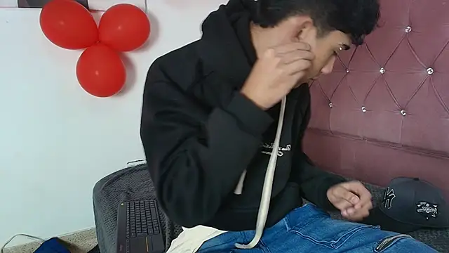 hares mds online show from 02/17/26, 02:47