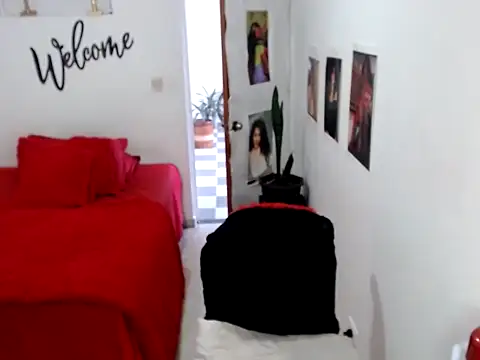 Snapshot of bellacrespalatina chatting on 09/09/25, 08:40 bellacrespalatina online show from 09/09/25, 08:40