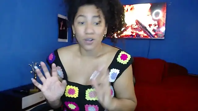 Snapshot of bellacrespalatina chatting on 10/26/25, 01:06 bellacrespalatina online show from 10/26/25, 01:06