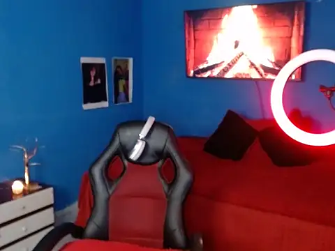 Snapshot of bellacrespalatina chatting on 11/10/25, 09:25 bellacrespalatina online show from 11/10/25, 09:25