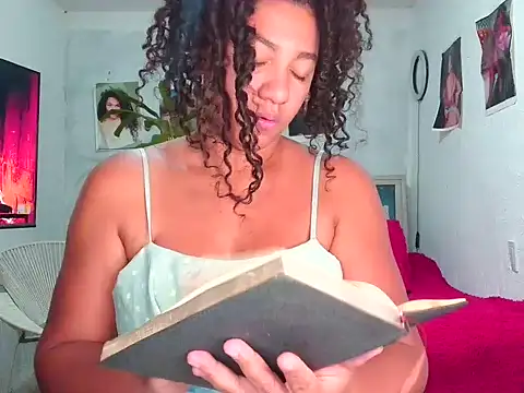 bellacrespalatina online show from 04/22/26, 02:35