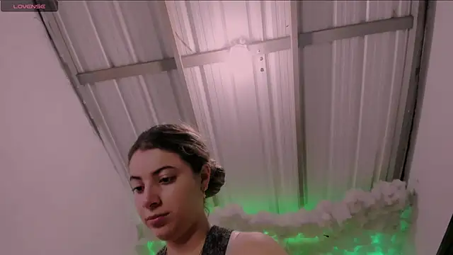 Lauu G online show from 02/27/25, 02:25