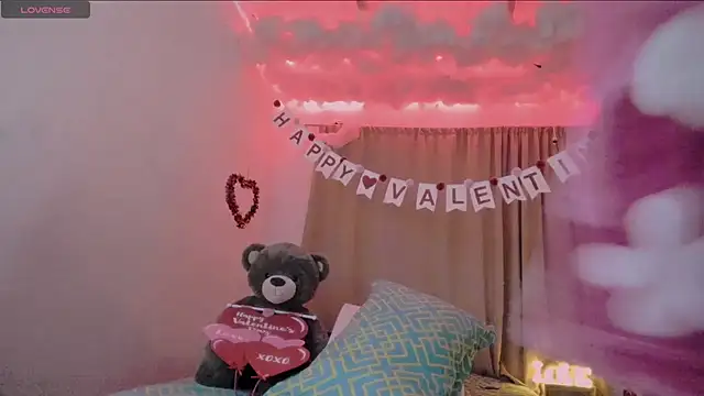 Lauu G online show from 01/29/25, 03:01