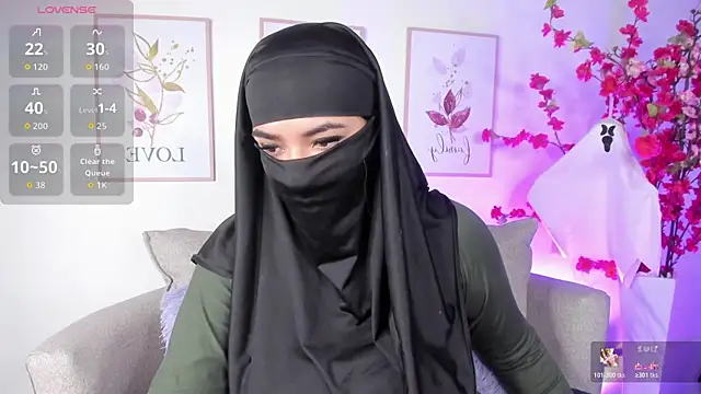 zulema parvin online show from 11/07/25, 09:14