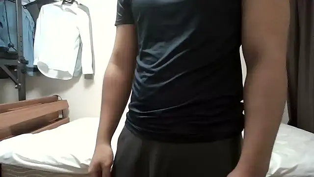 YU-KI00 online show from 09/21/25, 03:55