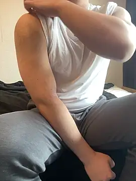 YU-KI00 online show from 03/19/26, 03:17