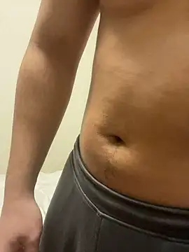 YU-KI00 online show from 12/03/25, 10:14