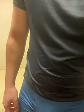 YU-KI00 online show from 01/12/26, 11:39