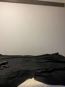 YU-KI00 online show from 04/18/26, 12:51