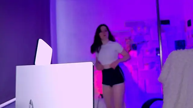 AnnTerry  online show from 02/03/26, 08:19