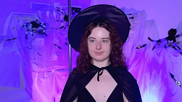 AnnTerry  online show from 10/18/25, 08:38