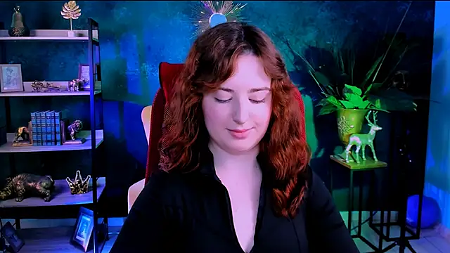 AnnTerry  online show from 11/30/25, 04:08