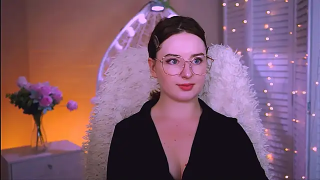 AnnTerry  online show from 10/03/25, 11:45