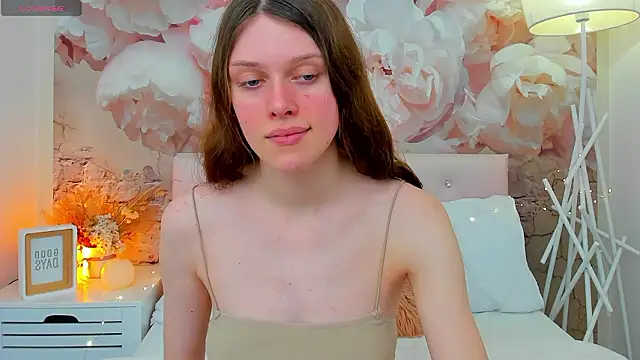 Snapshot of JaneBrowni chatting on 02/06/26, 01:18 JaneBrowni online show from 02/06/26, 01:18