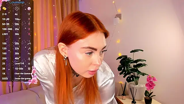 Snapshot of ChelseaGallamore chatting on 12/04/24, 06:27 ChelseaGallamore online show from 12/04/24, 06:27