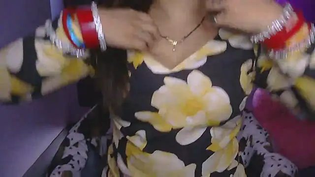 cutie-taara online show from 06/07/26, 03:45