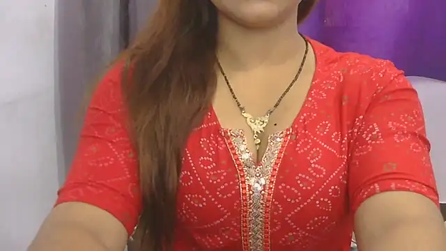 Snapshot of cutie-taara chatting on 10/10/25, 04:13 cutie-taara online show from 10/10/25, 04:13