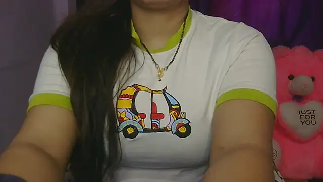 Snapshot of cutie-taara chatting on 02/20/26, 03:36 cutie-taara online show from 02/20/26, 03:36