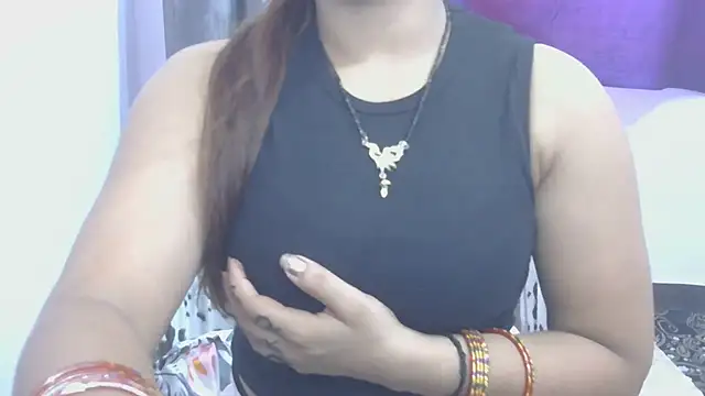 Snapshot of cutie-taara chatting on 09/21/25, 05:01 cutie-taara online show from 09/21/25, 05:01