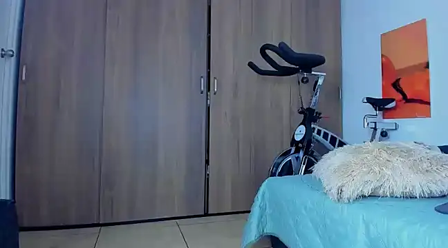 Snapshot of alexafit chatting on 03/19/25, 11:36 alexafit online show from 03/19/25, 11:36