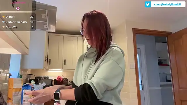 MelodyRoseUk online show from 12/17/25, 11:26