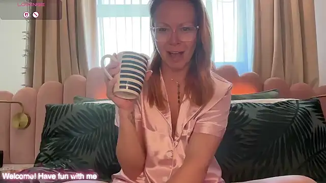 MelodyRoseUk online show from 04/20/26, 08:17