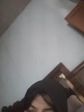 frank32love online show from 11/29/25, 02:50