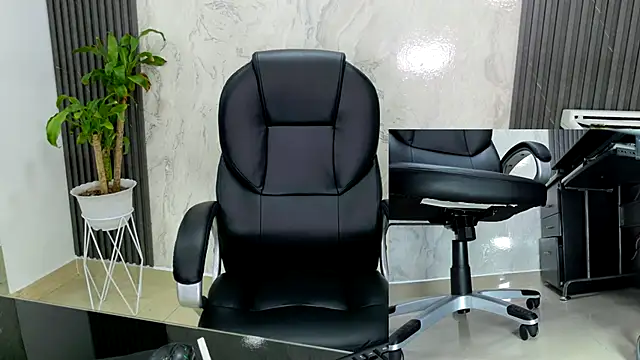 kimberly  online show from 10/25/25, 03:23