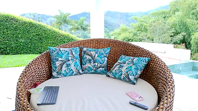 kimberly  online show from 12/19/25, 09:39