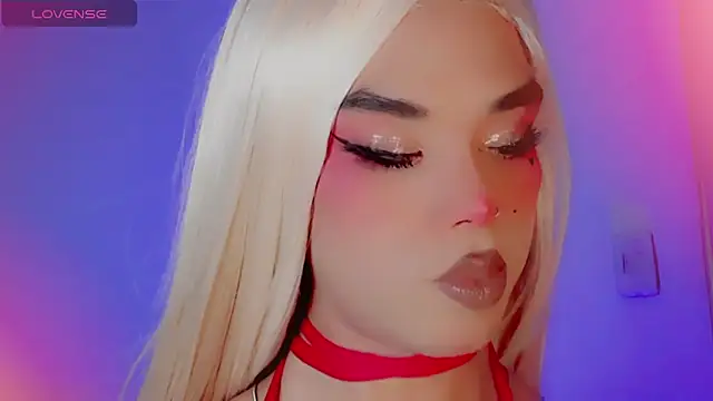 DanniLee  online show from 11/29/25, 11:05