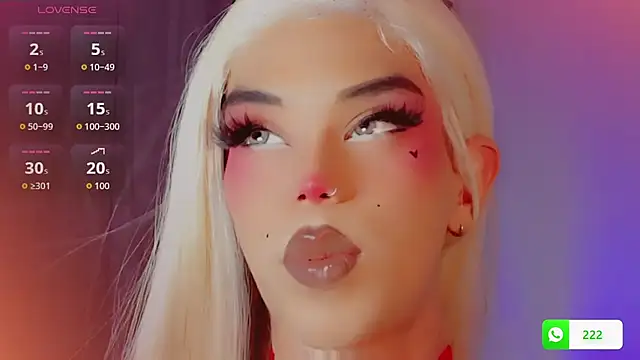 DanniLee  online show from 12/18/25, 09:07