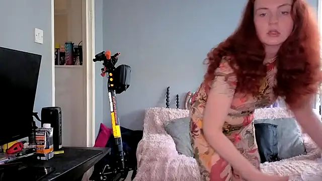 ENGLISHEMILY 69 online show from 10/09/25, 11:33